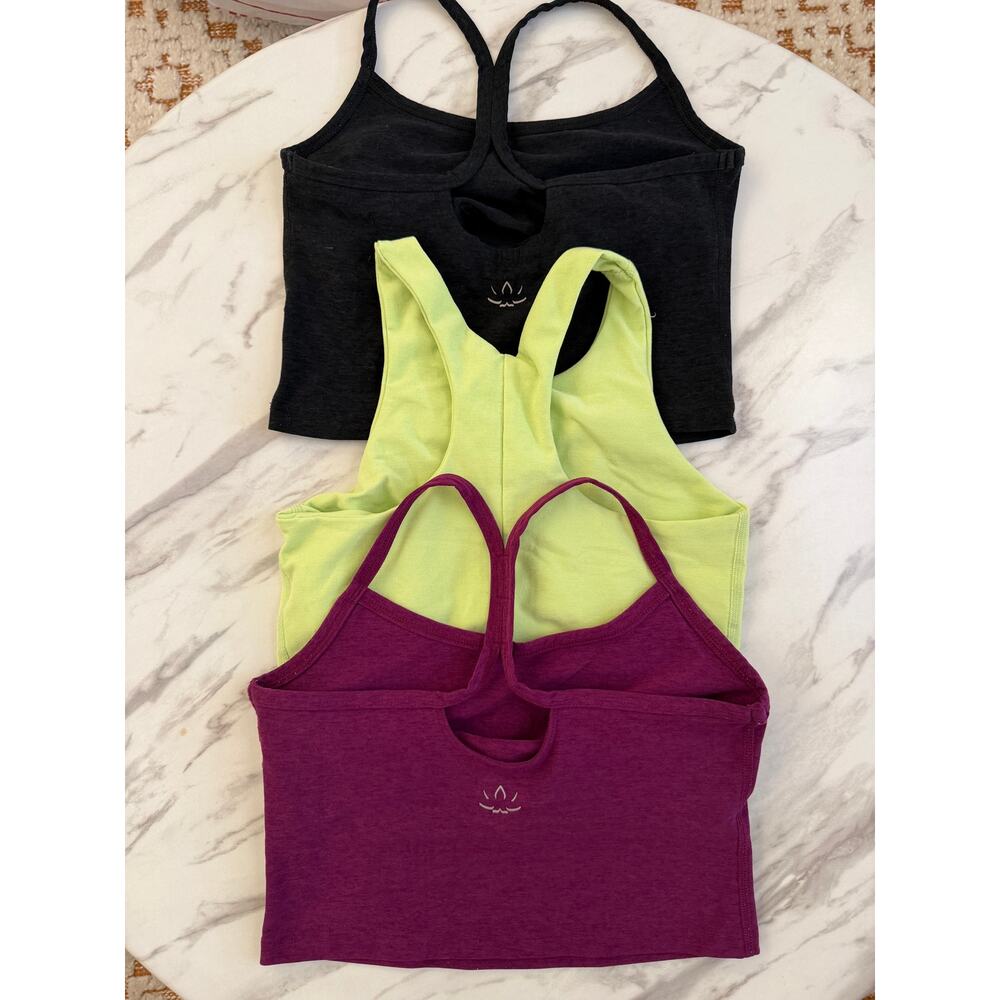 Beyond Yoga bundle of 3 Bra Tops S - Picture 3 of 3